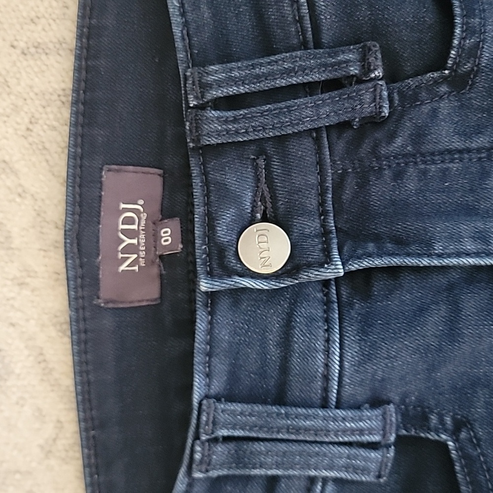 NYDJ Future Fit Straight Leg Ankle Jeans - Picture 2 of 7